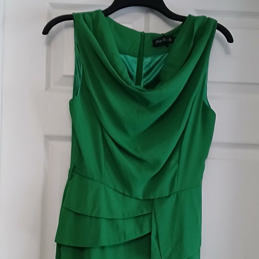 Meng Fei Lu Dress in Green Medium in New Condition